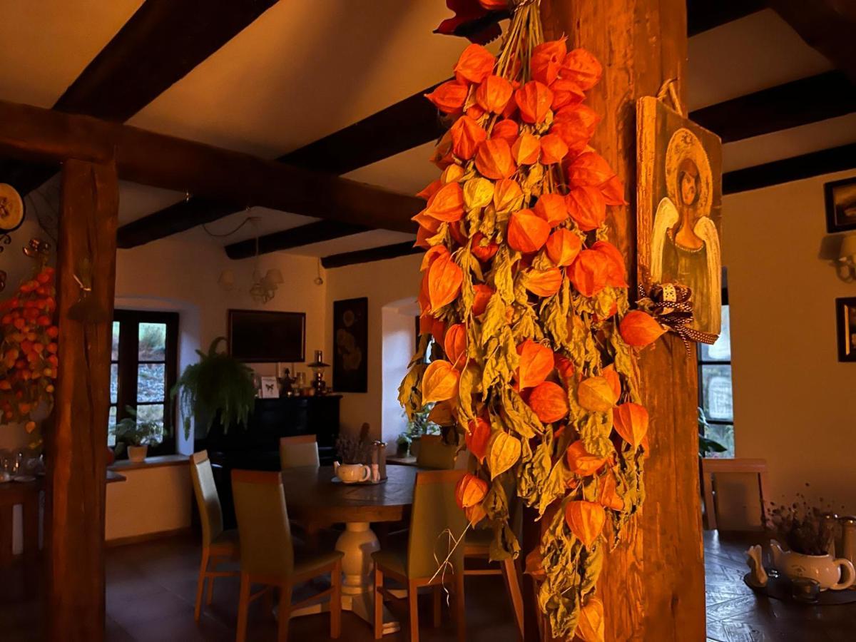 Goscinne Art- Dworek Bed & Breakfast Kudowa-Zdrój